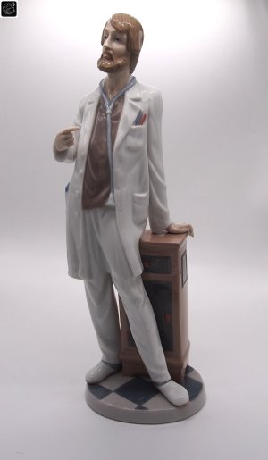 画像1: クリスマスセール品！【中古・箱付き】【リヤドロ】【素敵なドクター】【絶版】【写真現品】【即納可】