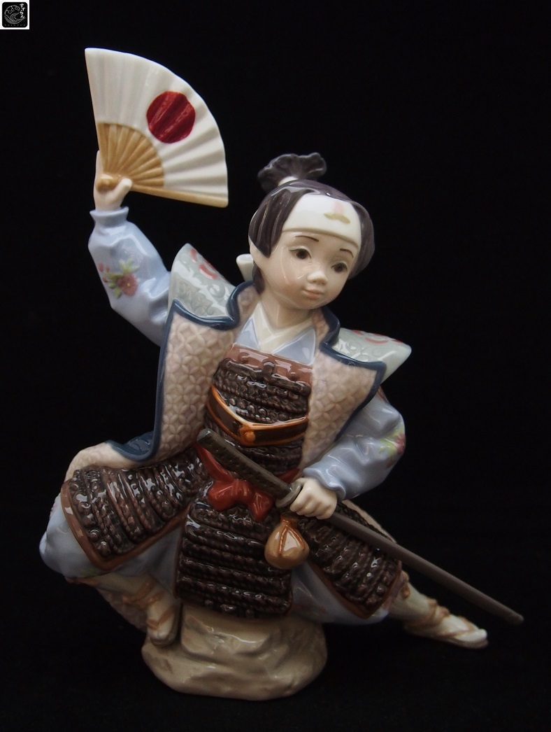21,338円リヤドロ LLADRO 芸者 菊花扇子 日本人形 陶器人形